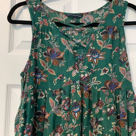 American Eagle green floral pleated tank plunge neckline sundress - Picture 2 of 6